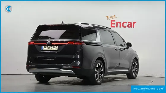 KIA CARNIVAL GASOLINE 9-SEATER NOBLESSE