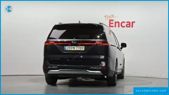 KIA CARNIVAL GASOLINE 9-SEATER NOBLESSE