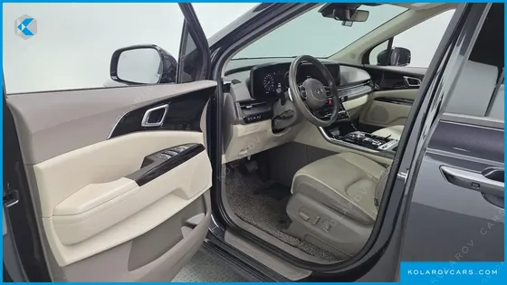 KIA CARNIVAL GASOLINE 9-SEATER NOBLESSE