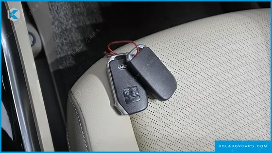 KIA CARNIVAL GASOLINE 9-SEATER NOBLESSE