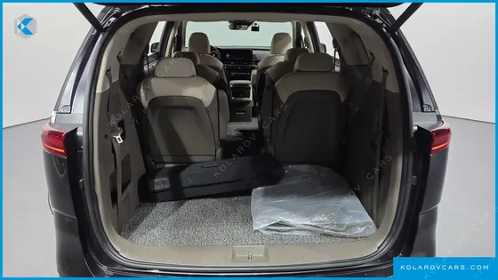 KIA CARNIVAL GASOLINE 9-SEATER NOBLESSE