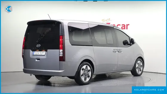 HYUNDAI STARIA L3.5 TOURER 11-SEATER