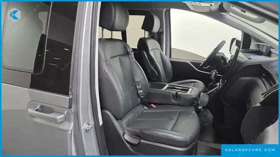 HYUNDAI STARIA L3.5 TOURER 11-SEATER
