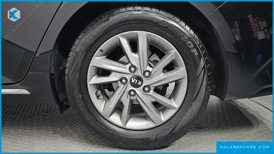 KIA K5 2.0 LPI RENTAL CAR