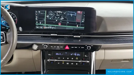 KIA CARNIVAL GASOLINE 9-SEATER HI-LIMOUSINE