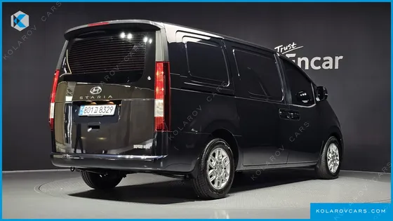 HYUNDAI STARIA CARGO 3-SEATER