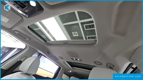 KIA CARNIVAL DIESEL 7-SEATER SIGNATURE