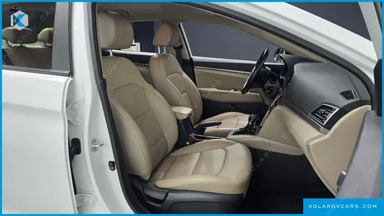 HYUNDAI ELANTRA (AVANTE) 1.6 E-VGT SMART