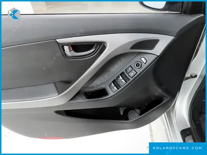 HYUNDAI ELANTRA (AVANTE) 1.6 GDI SMART