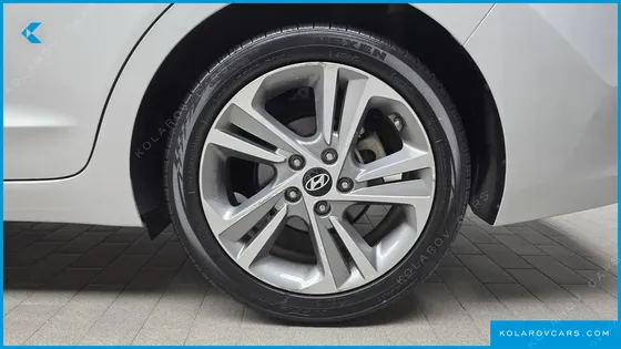 HYUNDAI ELANTRA (AVANTE) 1.6 GDI VALUE PLUS