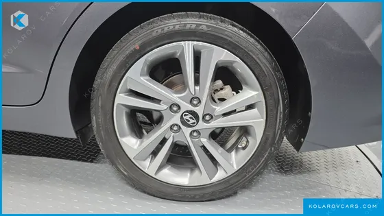 HYUNDAI ELANTRA (AVANTE) 1.6 GDI VALUE PLUS