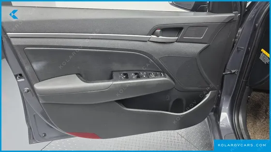 HYUNDAI ELANTRA (AVANTE) 1.6 GDI VALUE PLUS