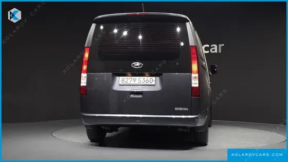 HYUNDAI STARIA CARGO 5-SEATER