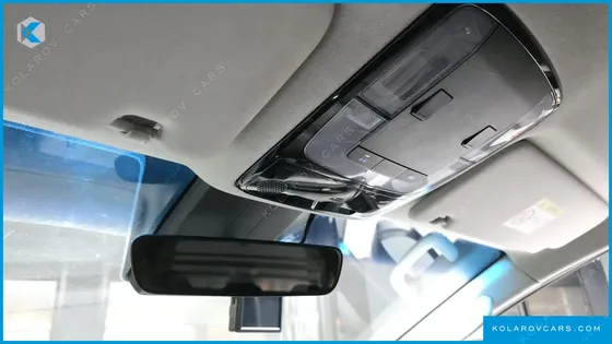 HYUNDAI STARIA CARGO 5-SEATER