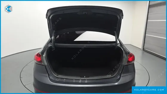 HYUNDAI ELANTRA (AVANTE) 1.6 GDI VALUE PLUS