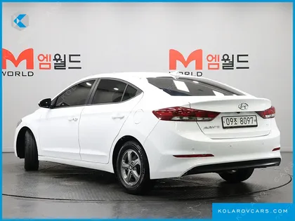 HYUNDAI ELANTRA (AVANTE) 1.6 GDI SMART