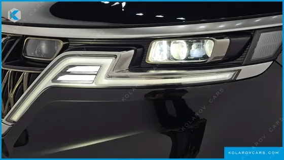 KIA CARNIVAL DIESEL 9-SEATER HI-LIMOUSINE