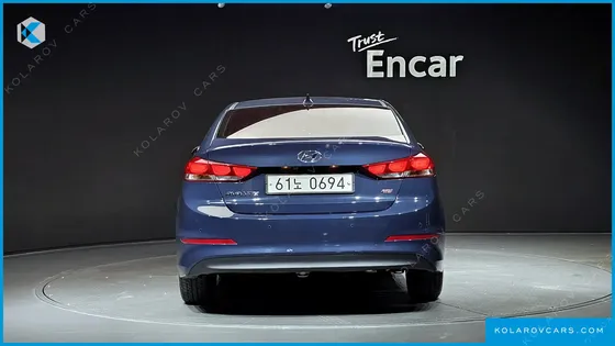 HYUNDAI ELANTRA (AVANTE) 1.6 GDI SMART