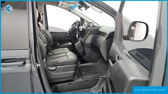 HYUNDAI STARIA CARGO 3-SEATER