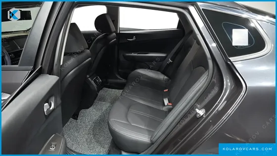 KIA K5 2.0 LPI RENTAL CAR