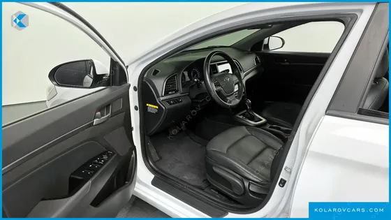 HYUNDAI ELANTRA (AVANTE) 1.6 GDI SMART