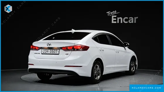 HYUNDAI ELANTRA (AVANTE) 1.6 GDI SMART