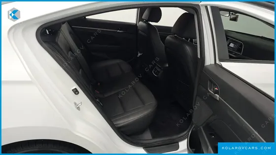 HYUNDAI ELANTRA (AVANTE) 1.6 GDI SMART