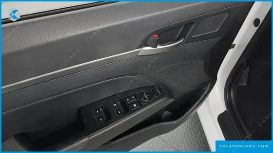HYUNDAI ELANTRA (AVANTE) 1.6 GDI SMART