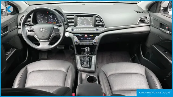HYUNDAI ELANTRA (AVANTE) 1.6 GDI SMART