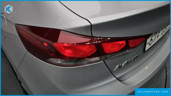 HYUNDAI ELANTRA (AVANTE) 1.6 GDI SMART