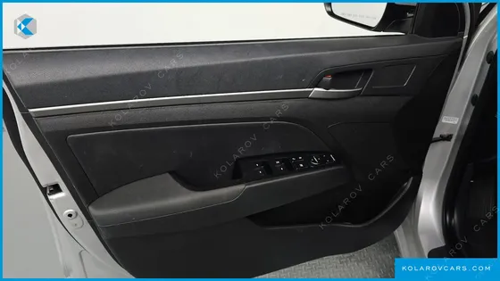 HYUNDAI ELANTRA (AVANTE) 1.6 GDI SMART