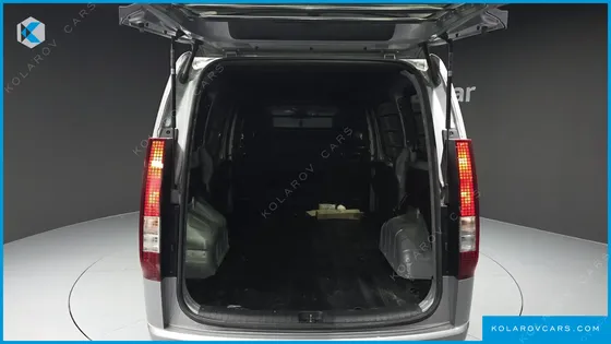 HYUNDAI STARIA CARGO 3-SEATER