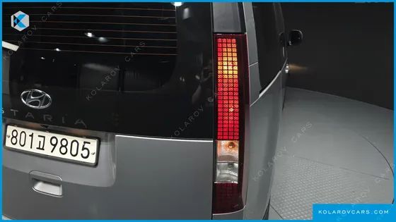 HYUNDAI STARIA CARGO 3-SEATER
