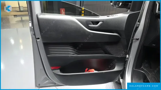 HYUNDAI STARIA CARGO 3-SEATER