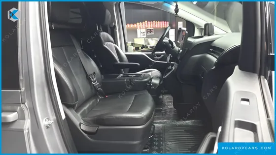 HYUNDAI STARIA CARGO 3-SEATER
