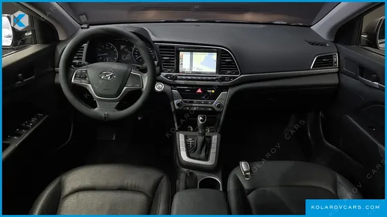 HYUNDAI ELANTRA (AVANTE) 1.6 GDI SMART