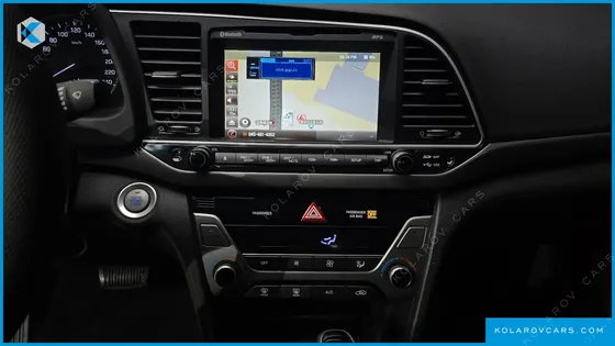 HYUNDAI ELANTRA (AVANTE) 1.6 GDI SMART