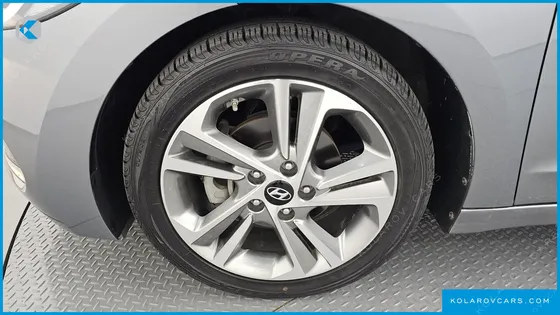 HYUNDAI ELANTRA (AVANTE) 1.6 GDI VALUE PLUS