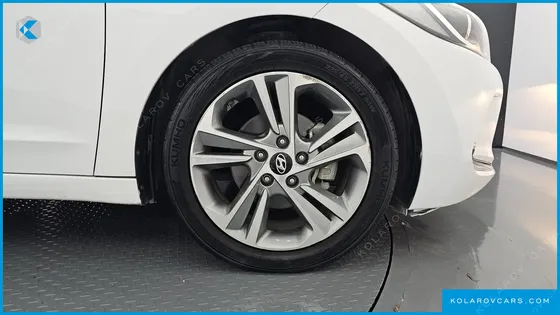 HYUNDAI ELANTRA (AVANTE) 1.6 GDI VALUE PLUS