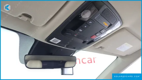 KIA CARNIVAL GASOLINE 7-SEATER SIGNATURE