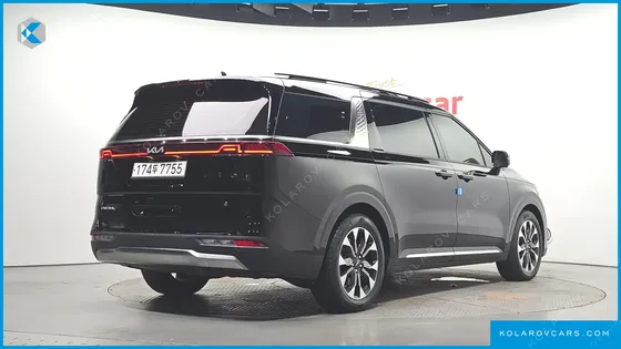 KIA CARNIVAL GASOLINE 9-SEATER SIGNATURE