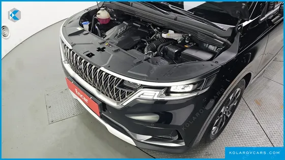 KIA CARNIVAL GASOLINE 9-SEATER SIGNATURE