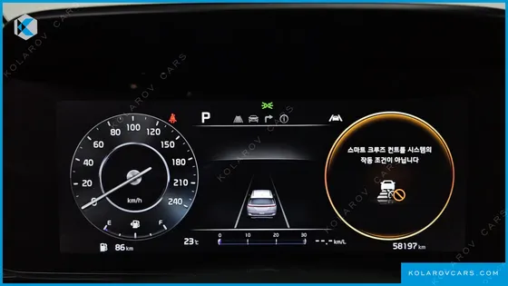 KIA CARNIVAL GASOLINE 9-SEATER SIGNATURE