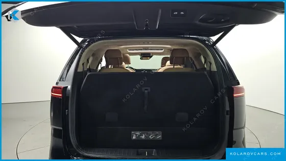 KIA CARNIVAL GASOLINE 9-SEATER SIGNATURE