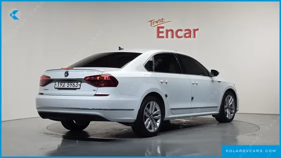 VOLKSWAGEN PASSAT 2.0 TSI