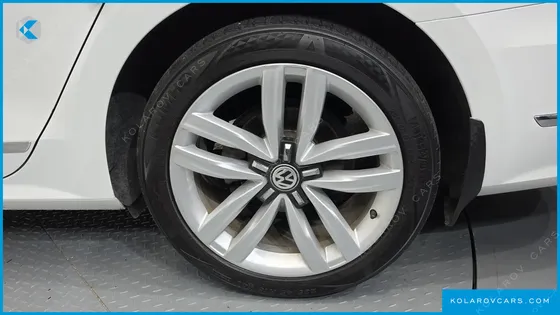 VOLKSWAGEN PASSAT 2.0 TSI