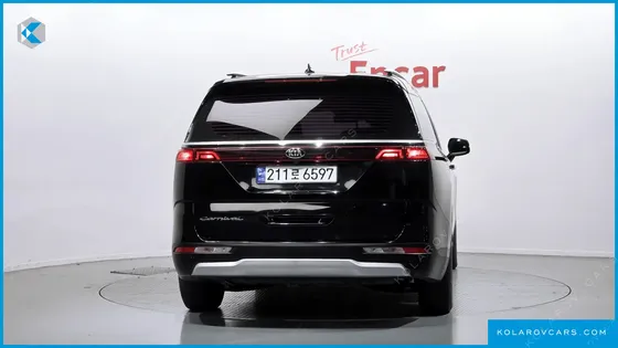 KIA CARNIVAL DIESEL 9-SEATER PRESTIGE