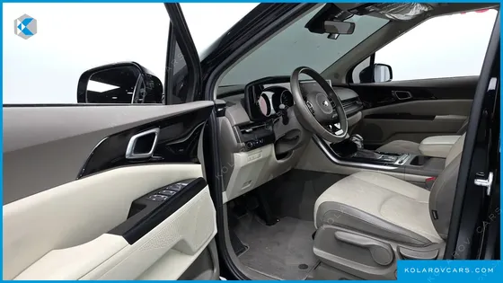 KIA CARNIVAL DIESEL 9-SEATER PRESTIGE