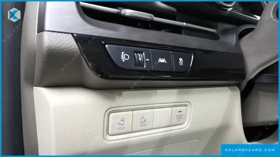 KIA CARNIVAL DIESEL 9-SEATER PRESTIGE