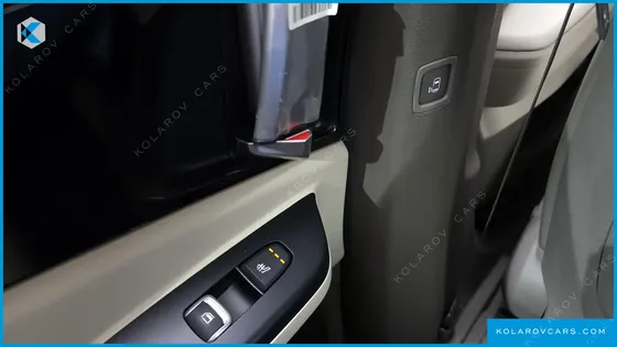 KIA CARNIVAL DIESEL 9-SEATER PRESTIGE